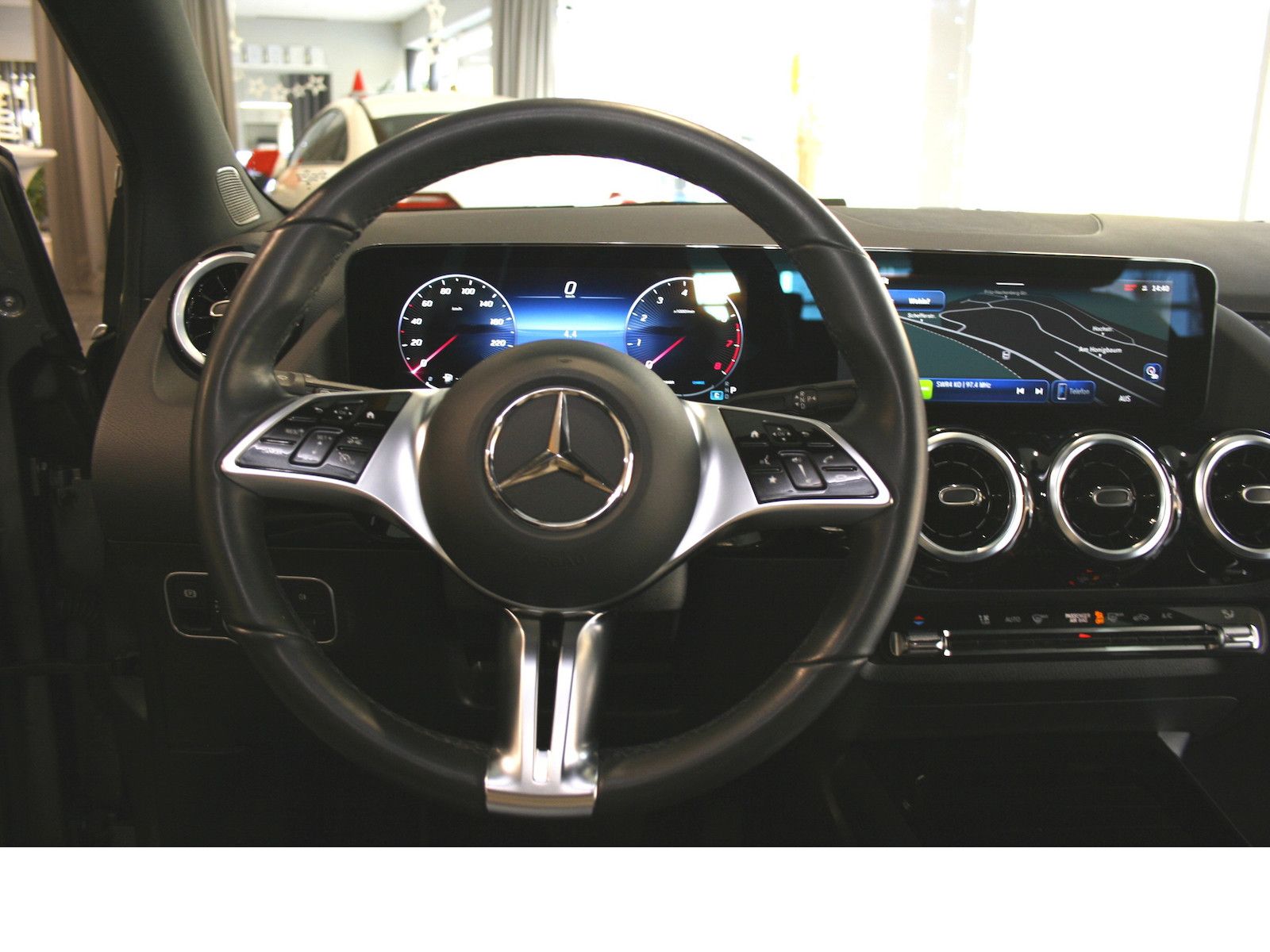 Fahrzeugabbildung Mercedes-Benz B 180 Progres. Advanced *Winter-Paket*LED*Kamera