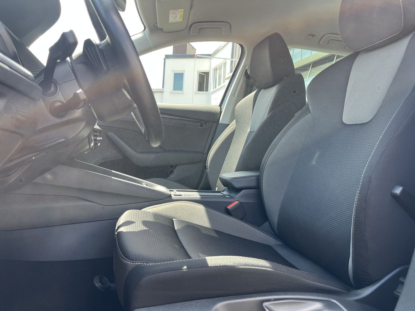 Skoda Octavia Combi 2.0 TDI 4x4 DSG Blackline m.2 foto 13