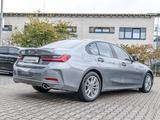 BMW 318d AHK NAVI LED PDC V+H DAB Parkass. Tempomat - BMW 318