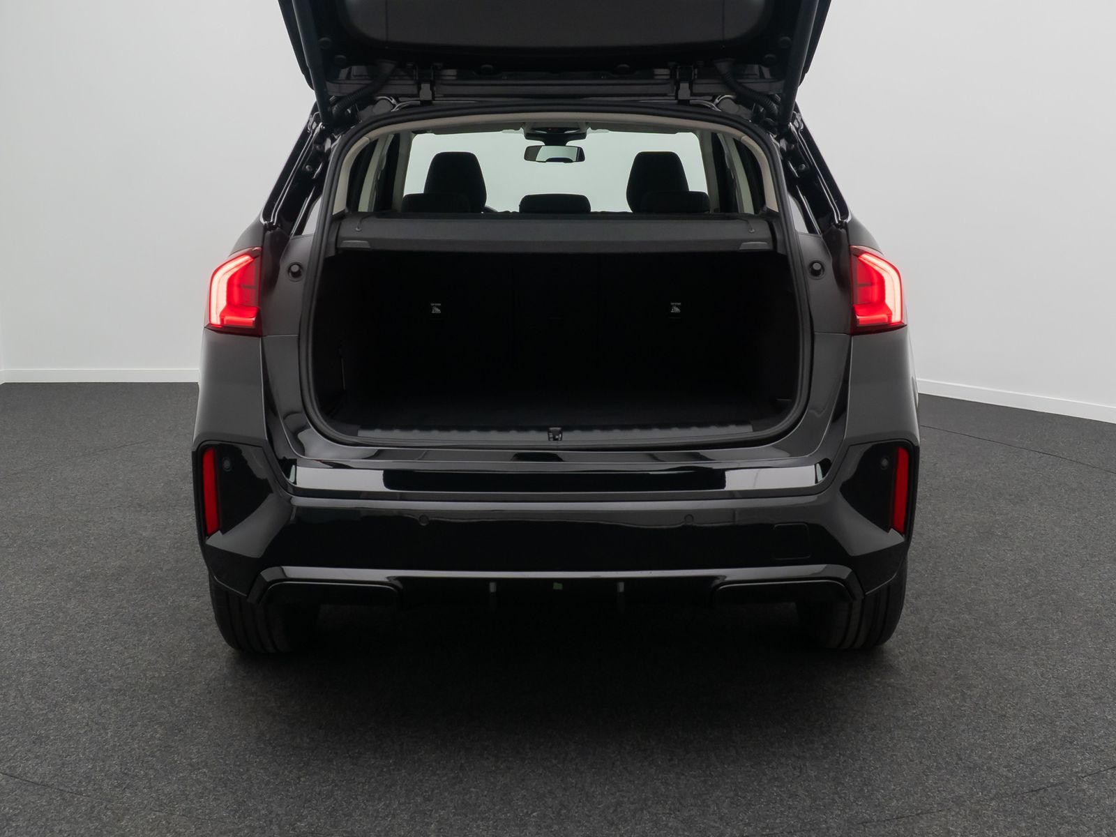 Fahrzeugabbildung BMW X1 sD18d GeschwindigReg DAB Kamera DigitalKey