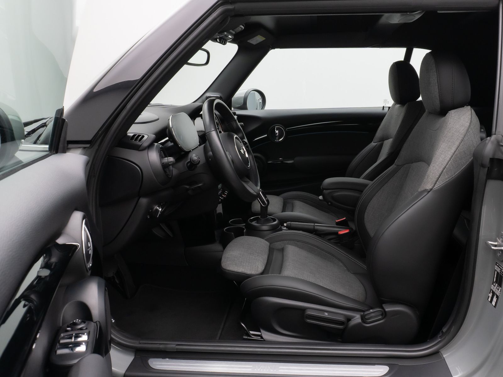Fahrzeugabbildung MINI Cooper Cabrio Kamera HUD DAB H/K Komfort Voll