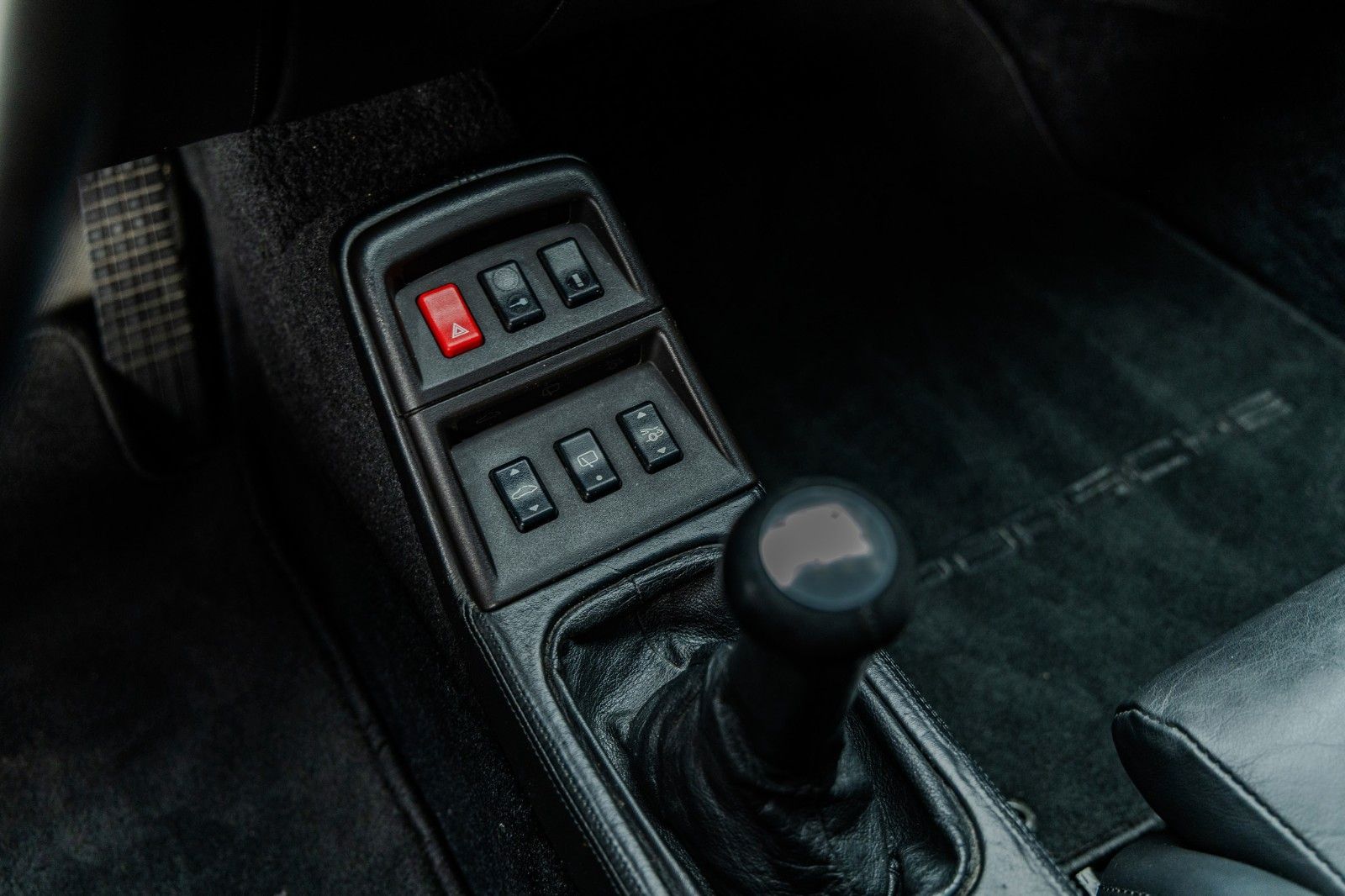 Fahrzeugabbildung Porsche 993 Carrera 4S + Bilstein + RS Sitze + Käfig