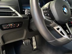 Fahrzeugabbildung BMW 320i Touring M Sport -AHK/Pano/HeadUp/Innovation