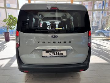 Ford Tourneo Courier Titanium