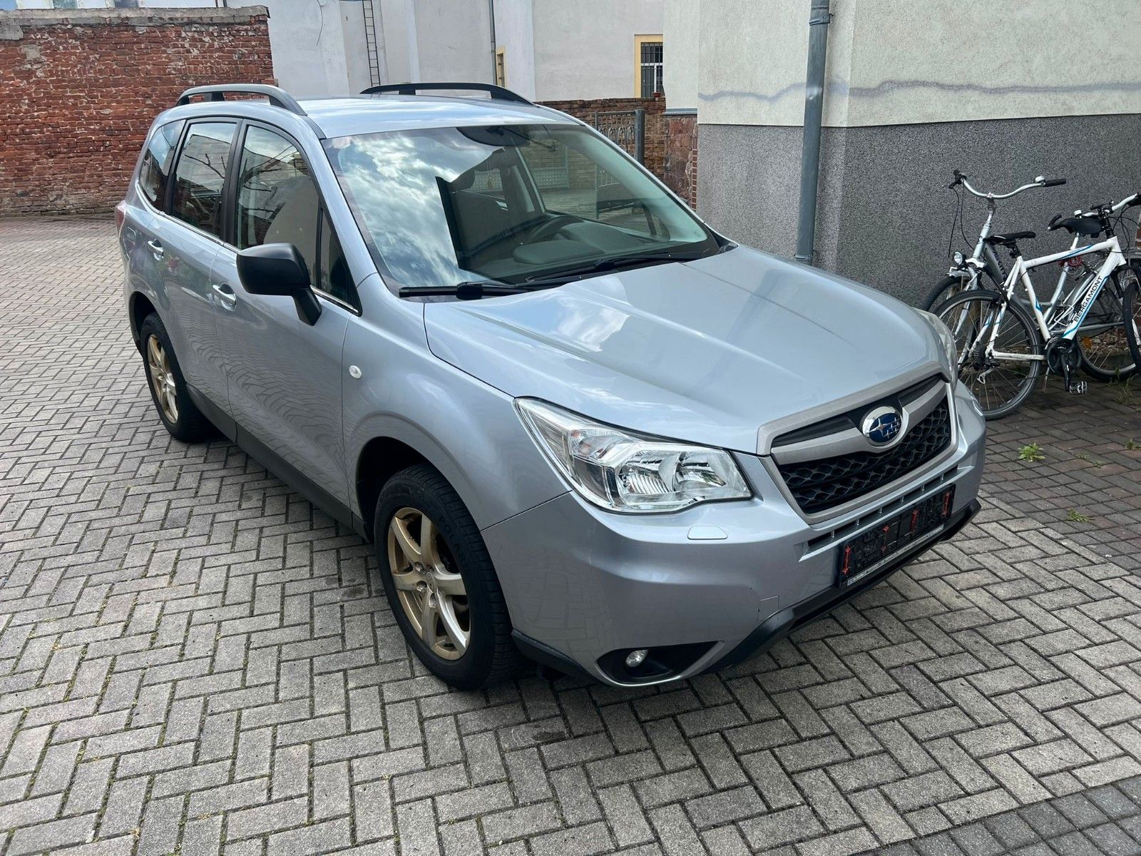 SUBARU Forester