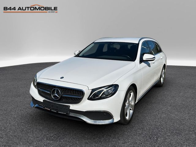 MERCEDES-BENZ E 220*Avantgarde*LED*KAMERA*NAVI*AHK*Bremsasiss*