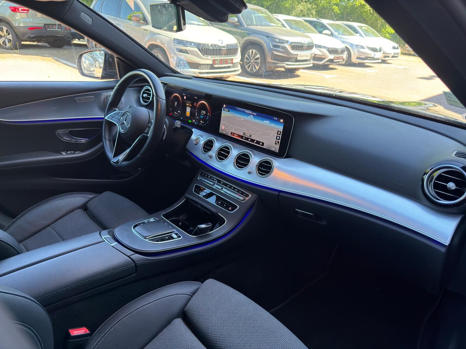 Fahrzeugabbildung Mercedes-Benz E 300 E Lim*Avantgarde*E 300 de 4Matic*360*Burm.