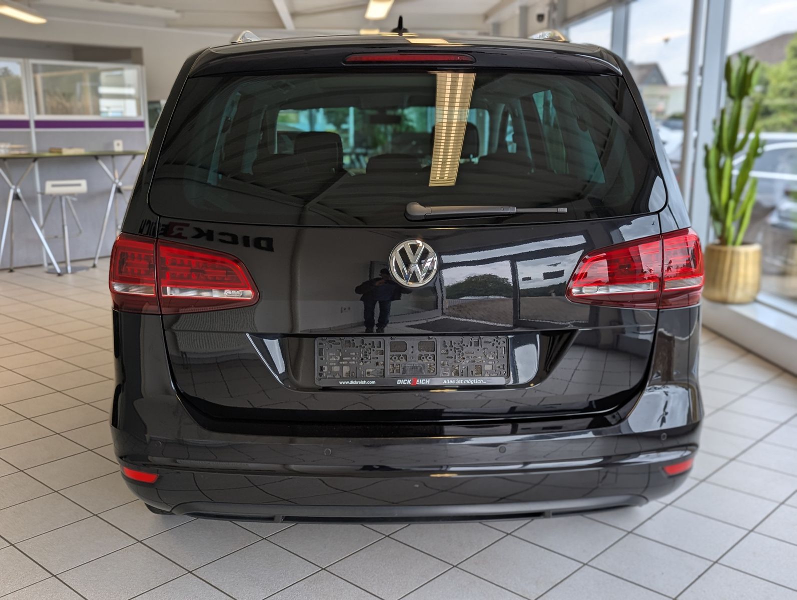 Fahrzeugabbildung Volkswagen Sharan 2.0 TDI DSG Join Pano StHz. 7-Sitze AHK