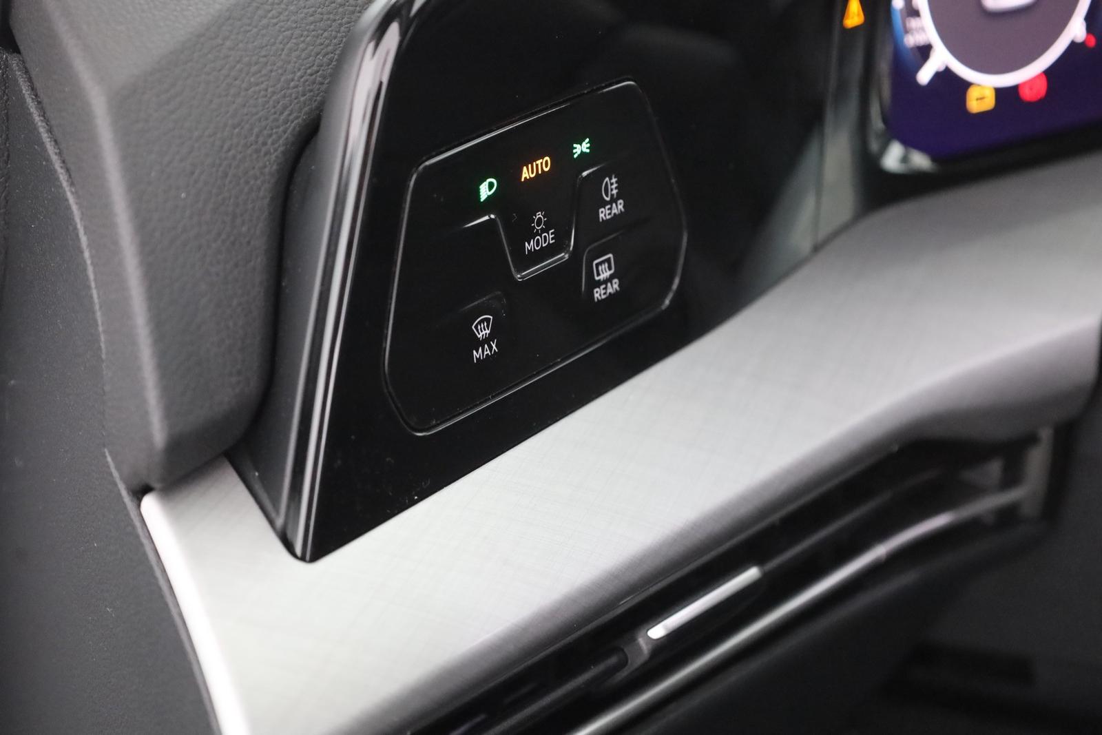 Volkswagen Golf VIII Variant 1.5 TSI Life LED Sitzheizung, миниатюра 20