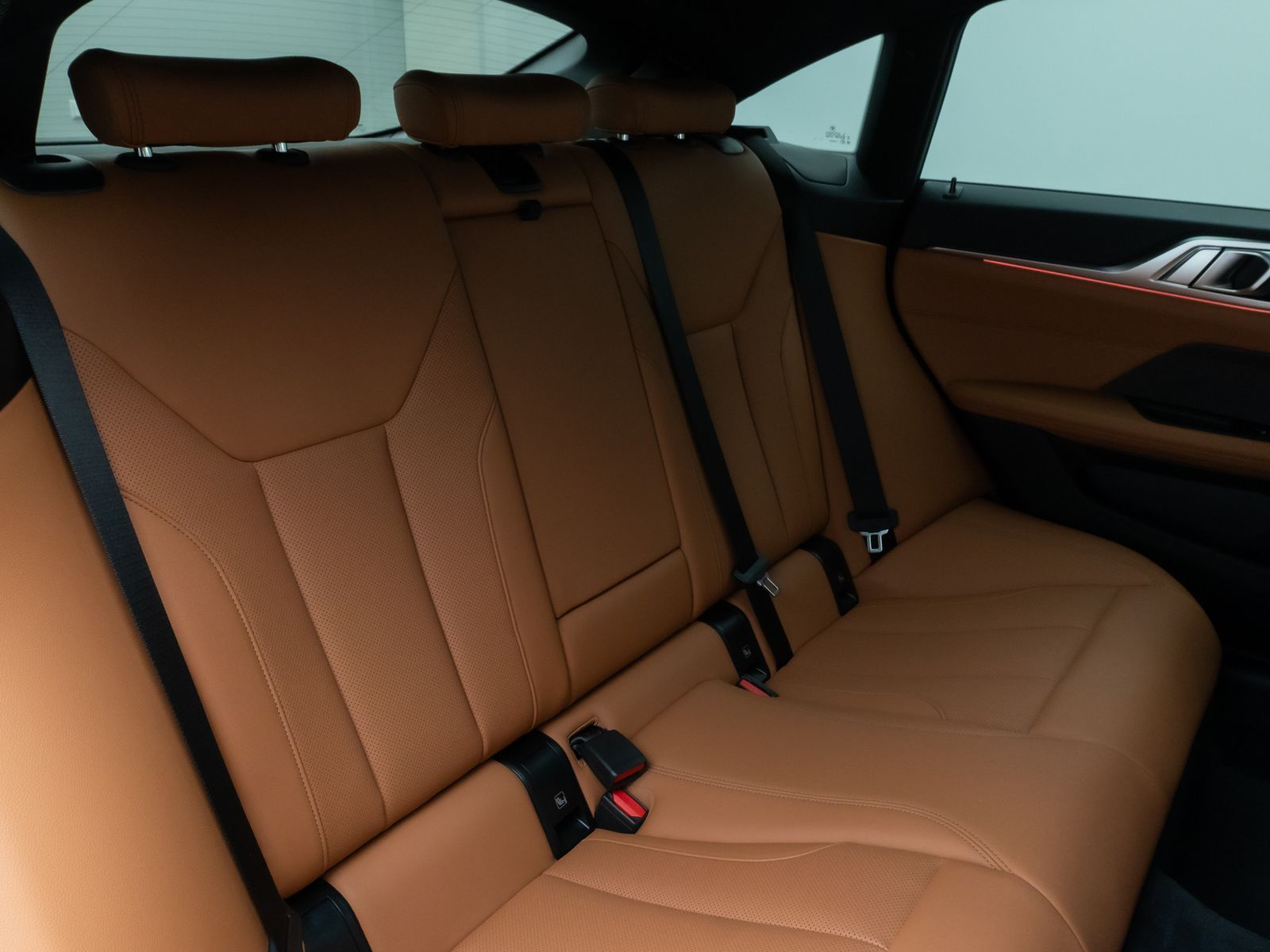 Fahrzeugabbildung BMW M440i xD Gran Coupé Laser Kamera HUD DAB H/K AHK