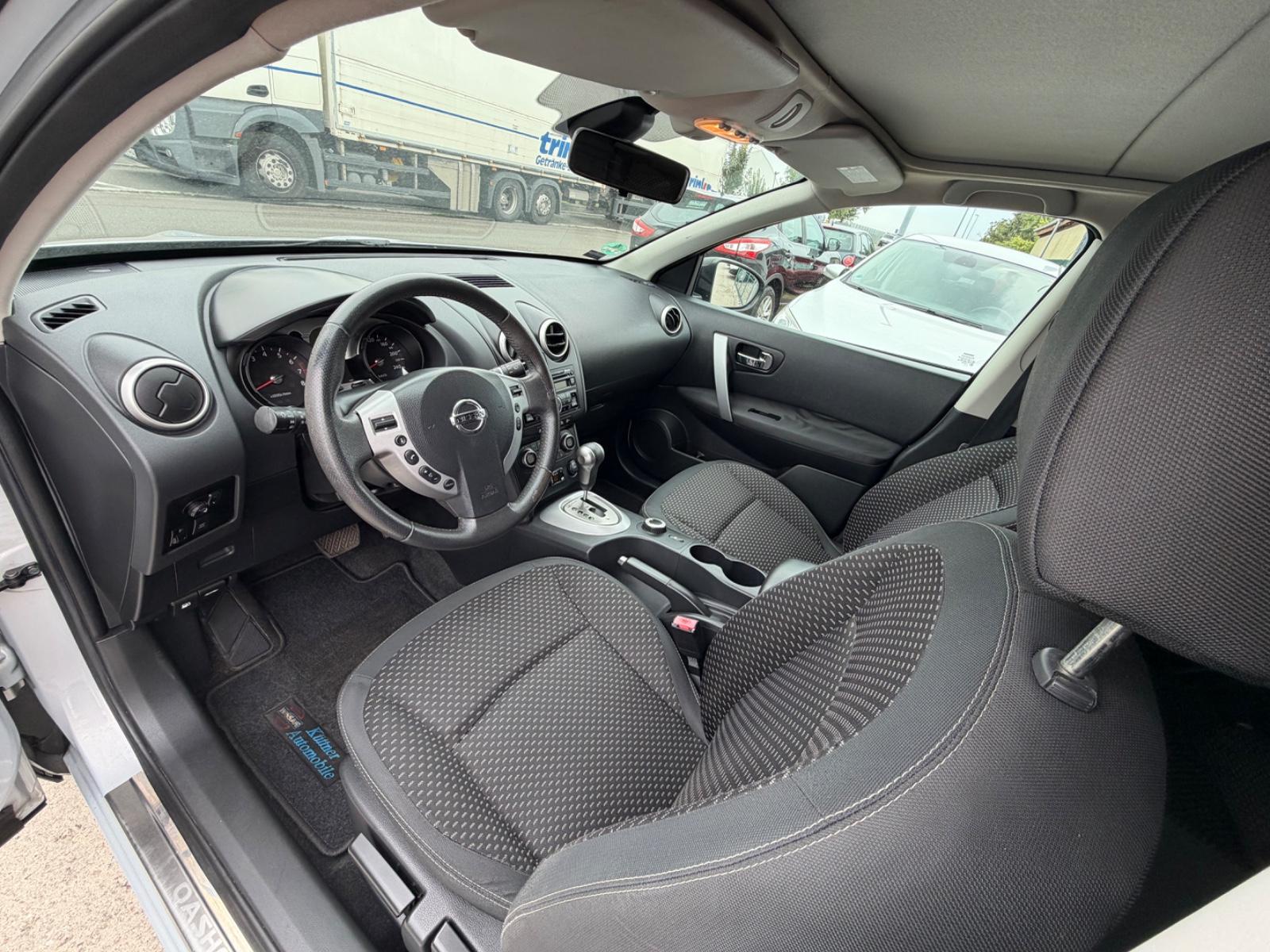 Nissan Qashqai+2 2008 — photo 9