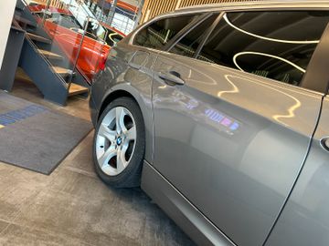 MYAUTOCENTER – Gebraucht- und Jahreswagen mit Werkstattservice in Pfaffenhofen BMW 316 *TEMPO*NAVI*KLIMAAUTO*PDC*VOLL-LEDER*
