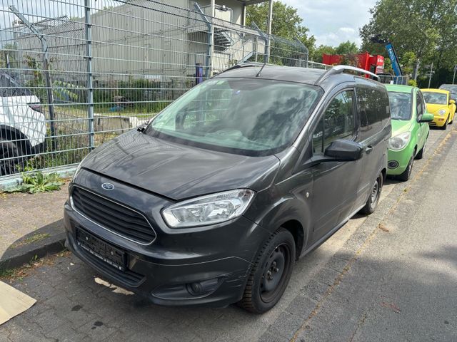 Ford Transit Courier 5 Sitzer