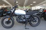 Keeway X-Light 125 ABS erst 1.300km wie XSR 125 B196! - KEEWAY MOTORRAD