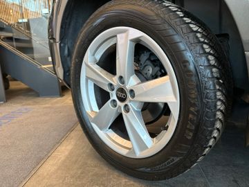 Audi Q2 35 TFSI S line *1. Hand*Klima*Navi*LED*PDC*BT