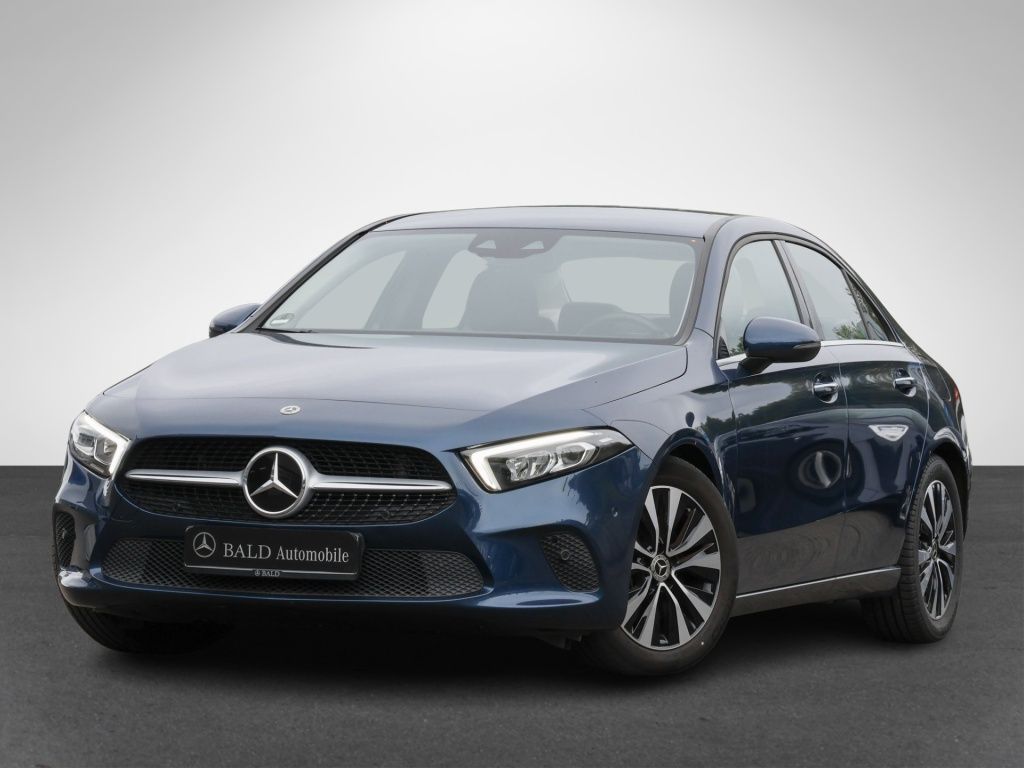 Mercedes-Benz A 220 d 4M Limo Style/AHK/Cam/LED/Keyl/StdHz imagem 2