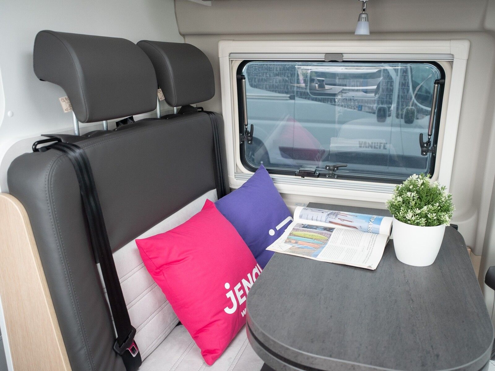 Fahrzeugabbildung Sunlight Cliff X 640 MJ26*Schwenkbad*Automatik*Panorama*