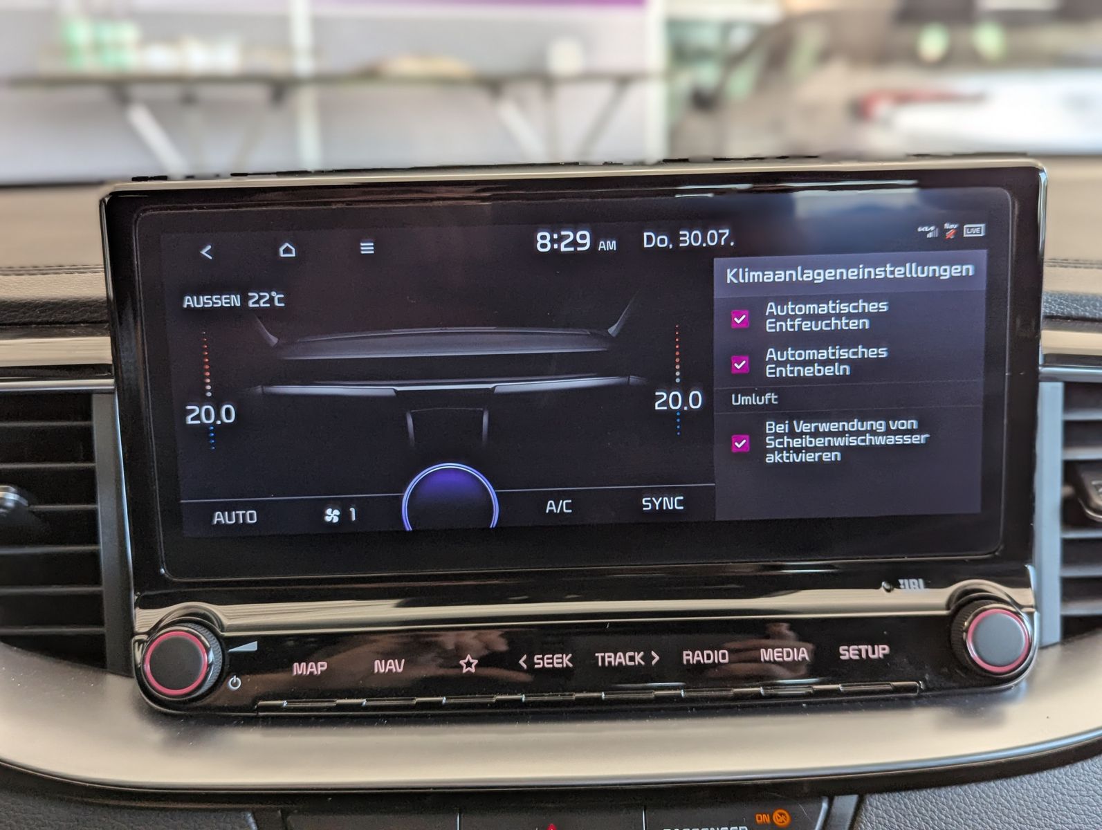 Fahrzeugabbildung Kia Ceed 1.5 GT-Line Limo Perfomance LED JBL Cam 7-J