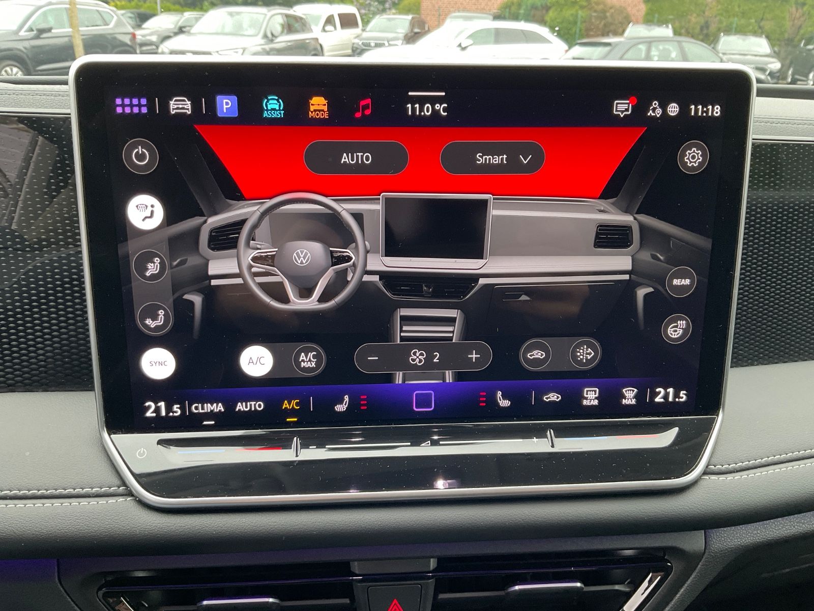 Fahrzeugabbildung Volkswagen Tiguan 2.0 TDI SCR DSG GOAL,AHK,IQLight,Navi,ACC