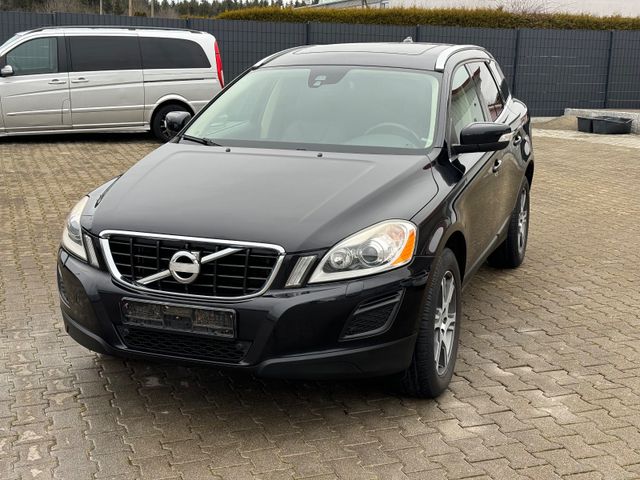 Volvo XC 60 Summum AWD/XEN/LEDER/PANO/AHK