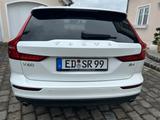 Volvo V60 B4 D Geartronic Momentum Pro Diesel TOP FZG. - Volvo V60: Von Privat