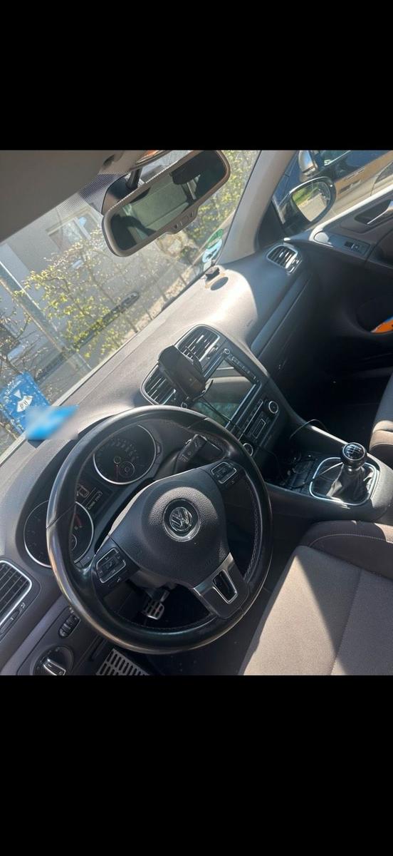 Volkswagen Golf, 2011