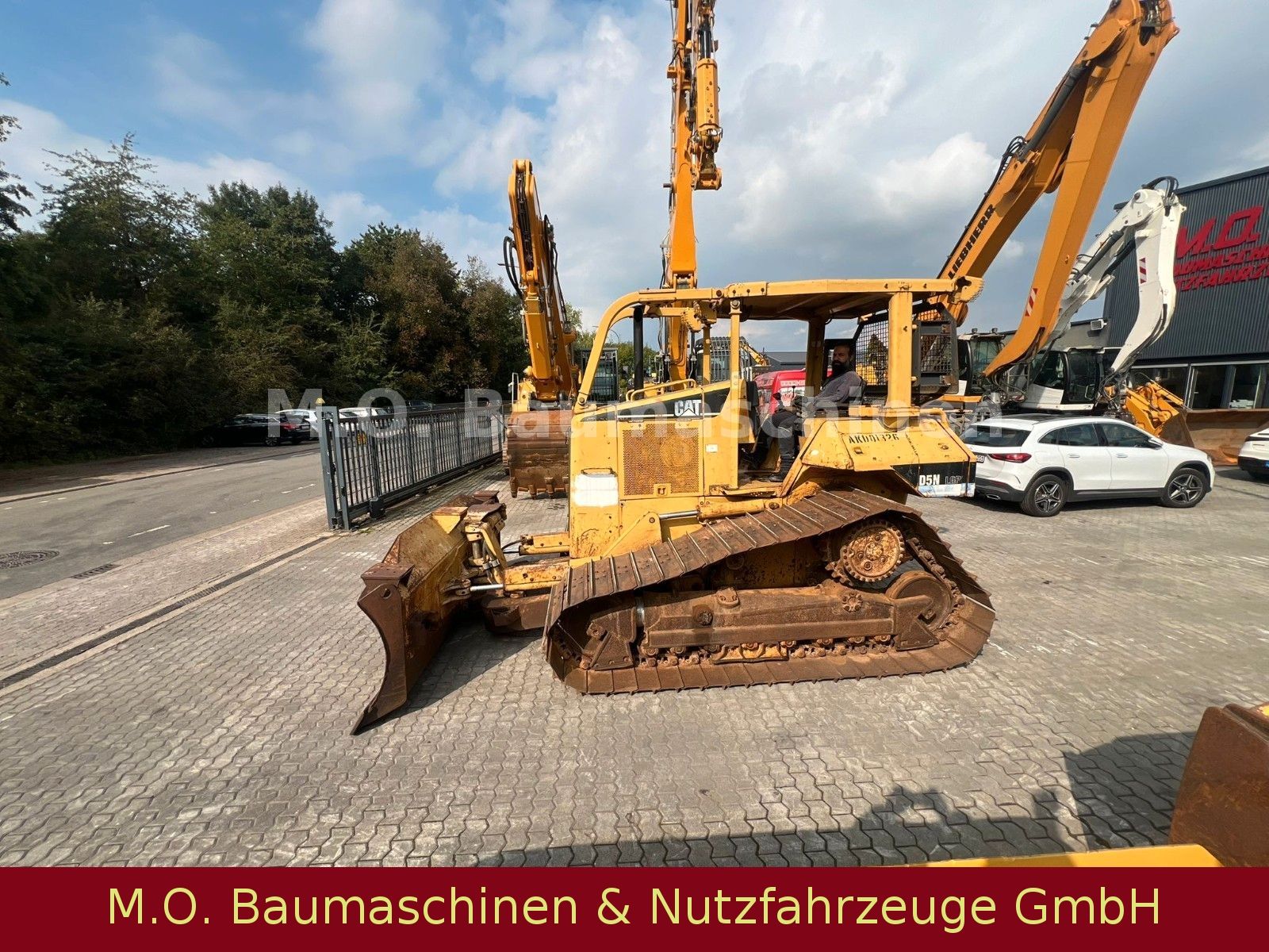 Fahrzeugabbildung CAT Caterpillar D 5 N LGP