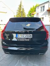 Volvo XC90 D5 AWD Geartronic R-Design R-Design - Volvo XC90 Gebrauchtwagen in Stuttgart