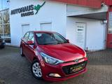 Hyundai i20 blue Trend/SHZ/LRHZ/TEMP/PDC/FREISPRECH - Hyundai i20 Gebrauchtwagen in Lübeck