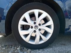 Fahrzeugabbildung Megane IV Grandtour Limited Deluxe 1.3 TCe 140 E