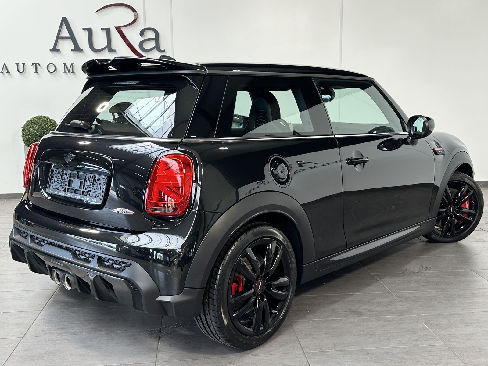Fahrzeugabbildung MINI John Cooper Works Sport-Aut. NAV+LED+KAM+ACC+VC
