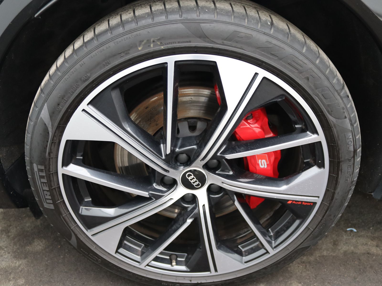 Audi SQ5 - Bild 17