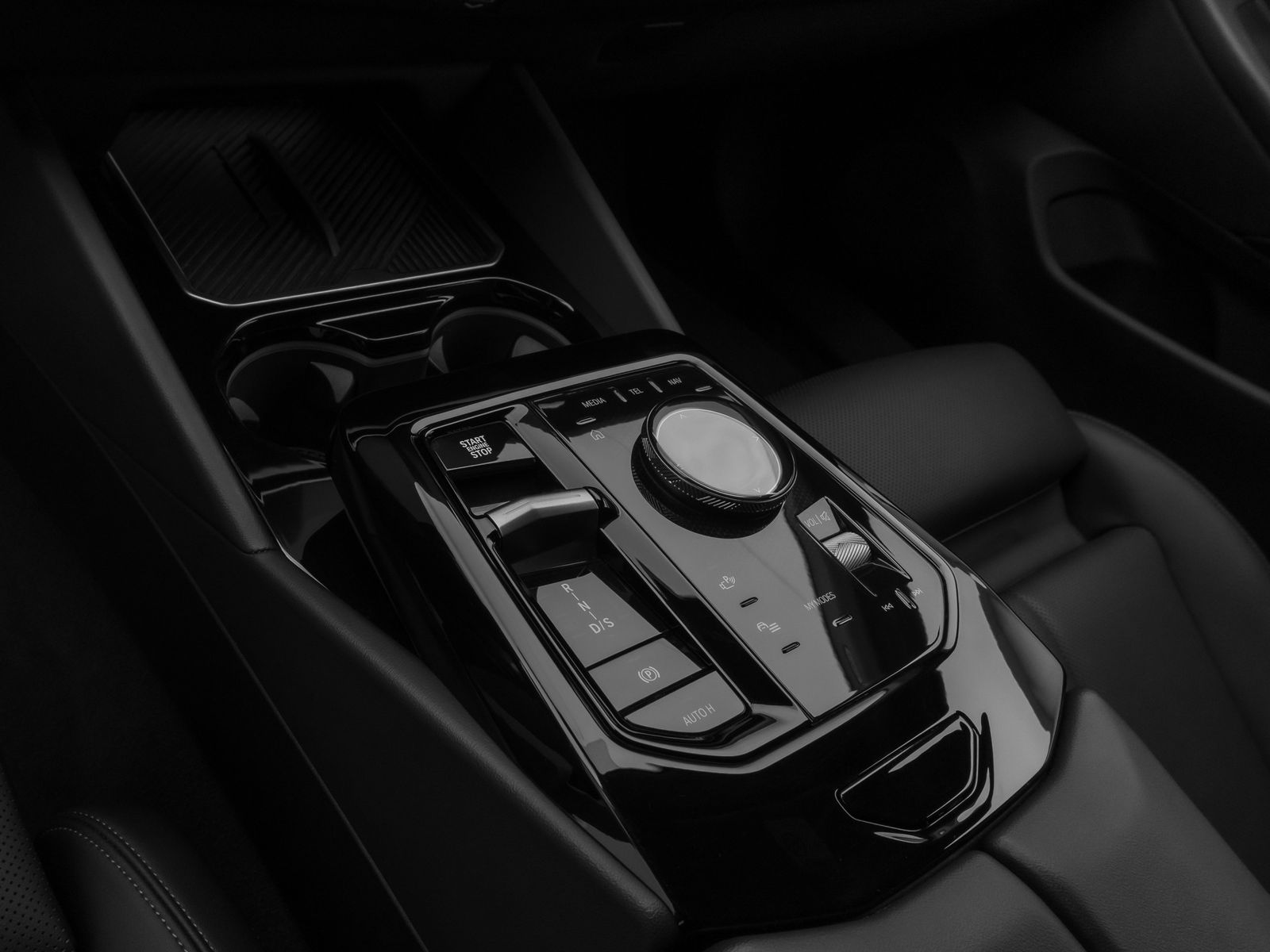 Fahrzeugabbildung BMW 520d Kamera DAB Alarm DrivingAssist Leder Sport
