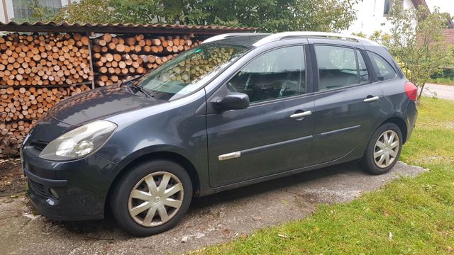 Renault Clio Kombi AHK/KLIMA/SHZ/TEMPOMAT