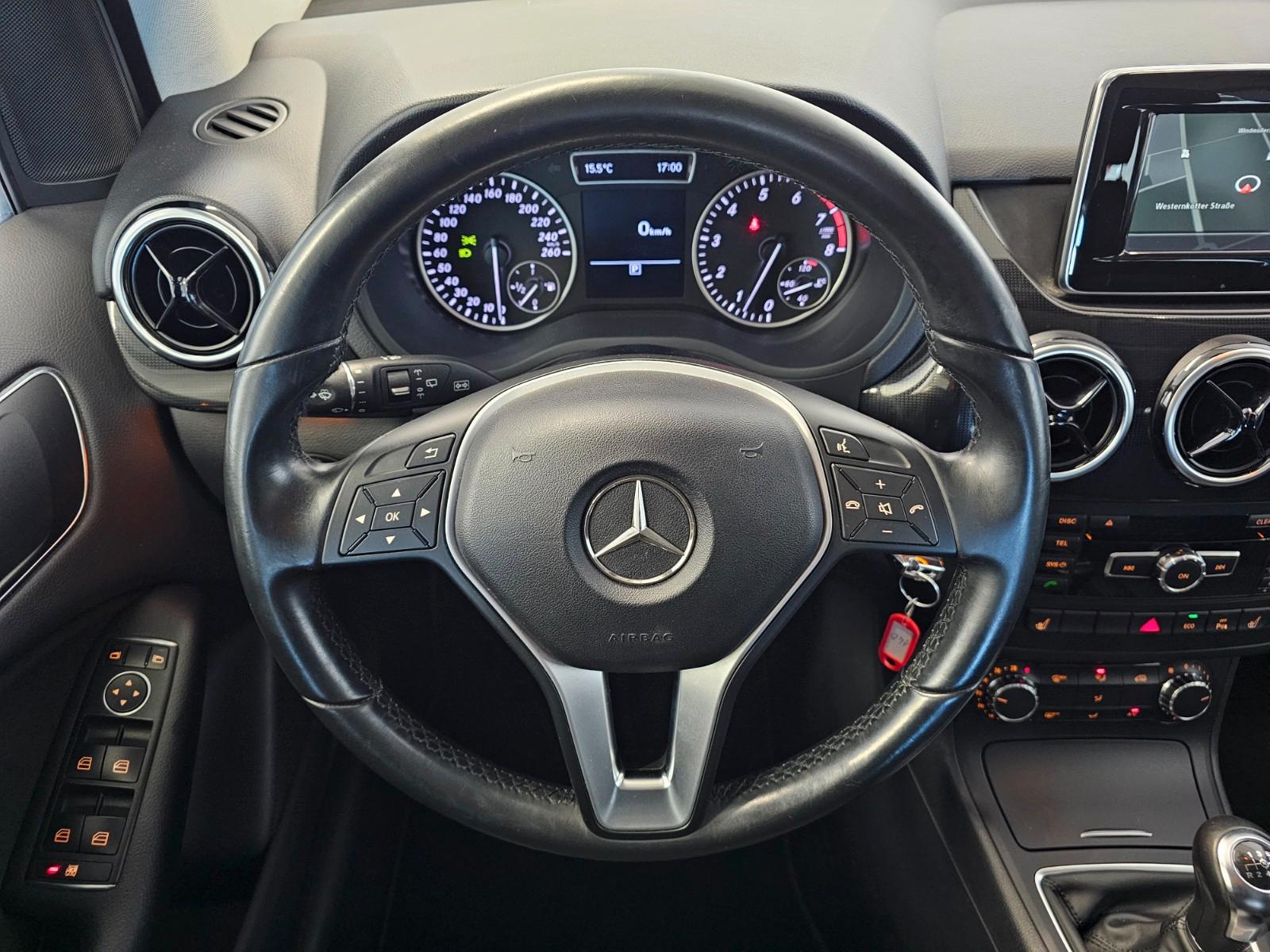 Mercedes-Benz B 180 + Navigation/4Season/SH/Klima/2.Hand