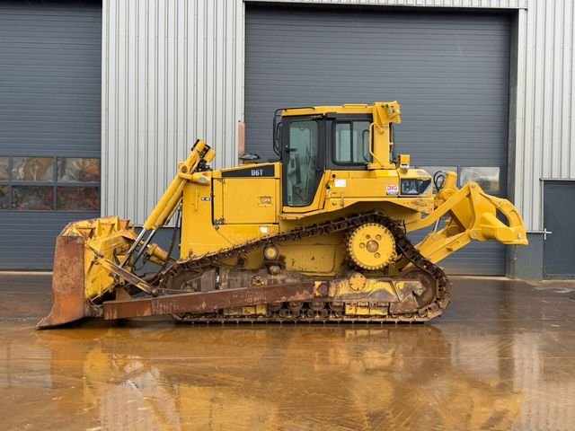 CAT D6T XL