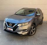 Nissan Qashqai 1.6 Automatica con tetto panorami - Nissan Qashqai mit Diesel-Antrieb: Kombi, Automatik
