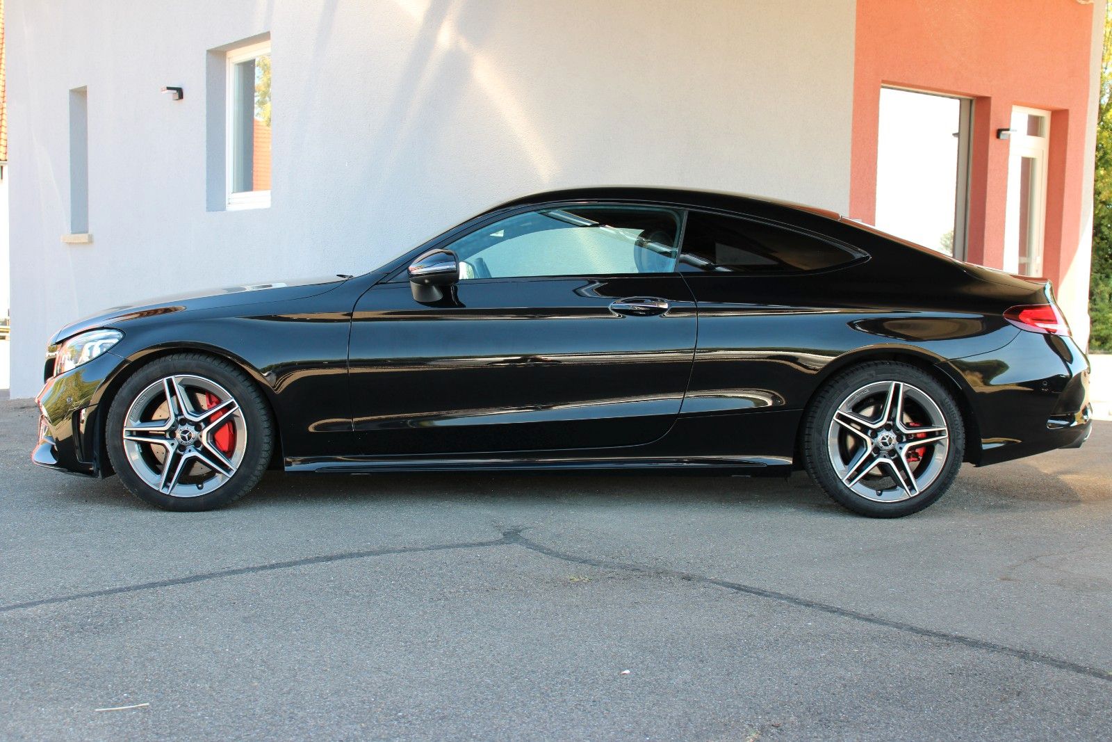 Mercedes-Benz C 300 Coupe AMG-Line HUD DC 360Cam Multibeam foto 3
