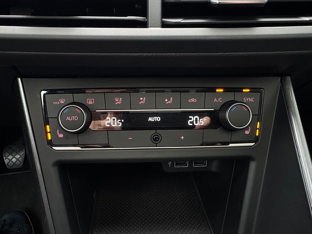 Polo 1.0 TSI Highline *LED*PANO*APP*ACC*