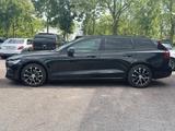 Volvo V60 Kombi Essential|AHK|LED|LENKRADHEIZUNG|NAVI - Volvo V60 in Berlin