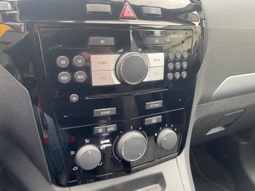 Bild 12 Opel ZAFIRA B FAMILY 7 SITZE SCHECKHEFTGEPFLEGT