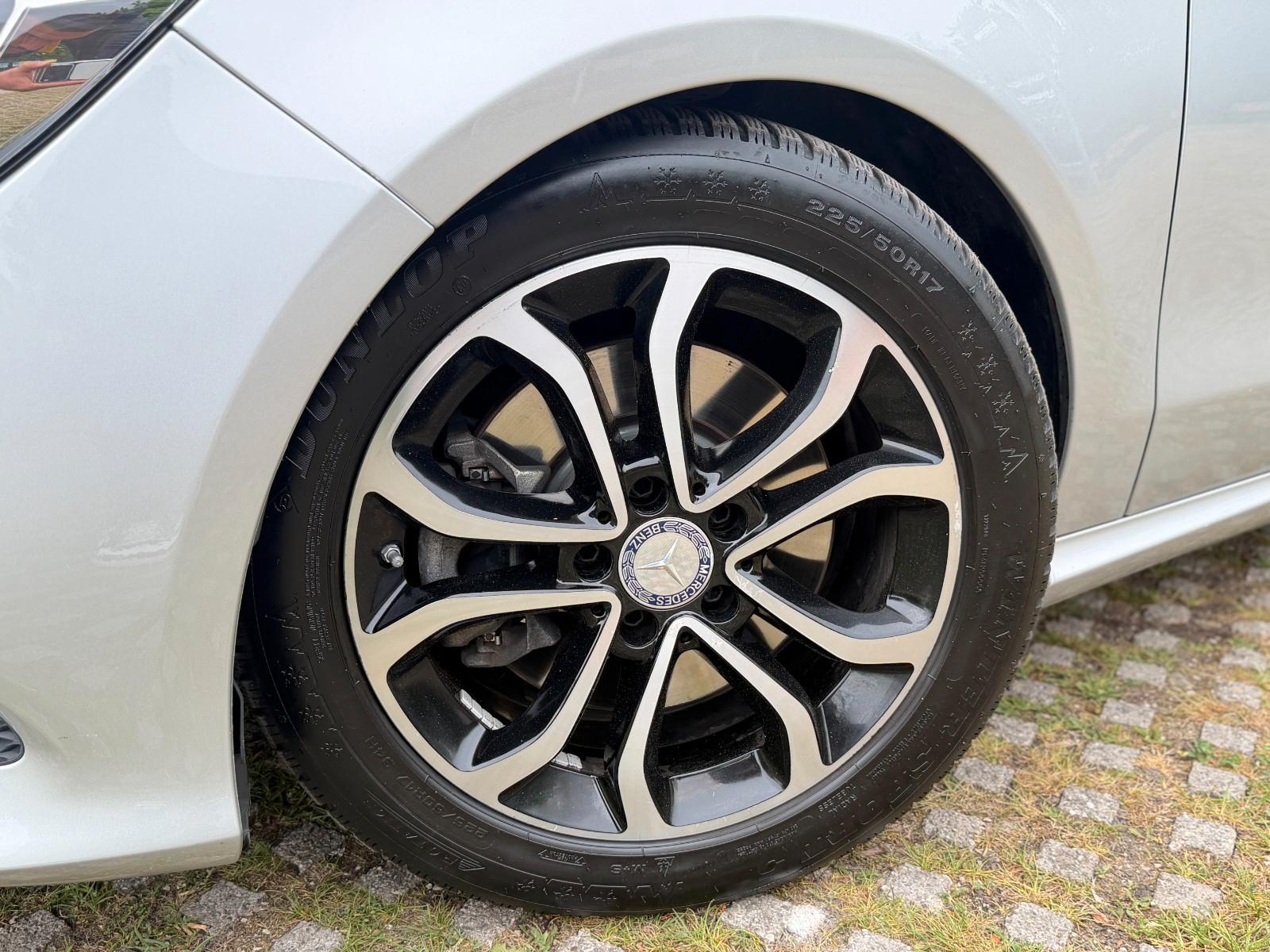 Mercedes-Benz CLA 250 Coupe *Leder *Navi *Kamera *Memory *LED