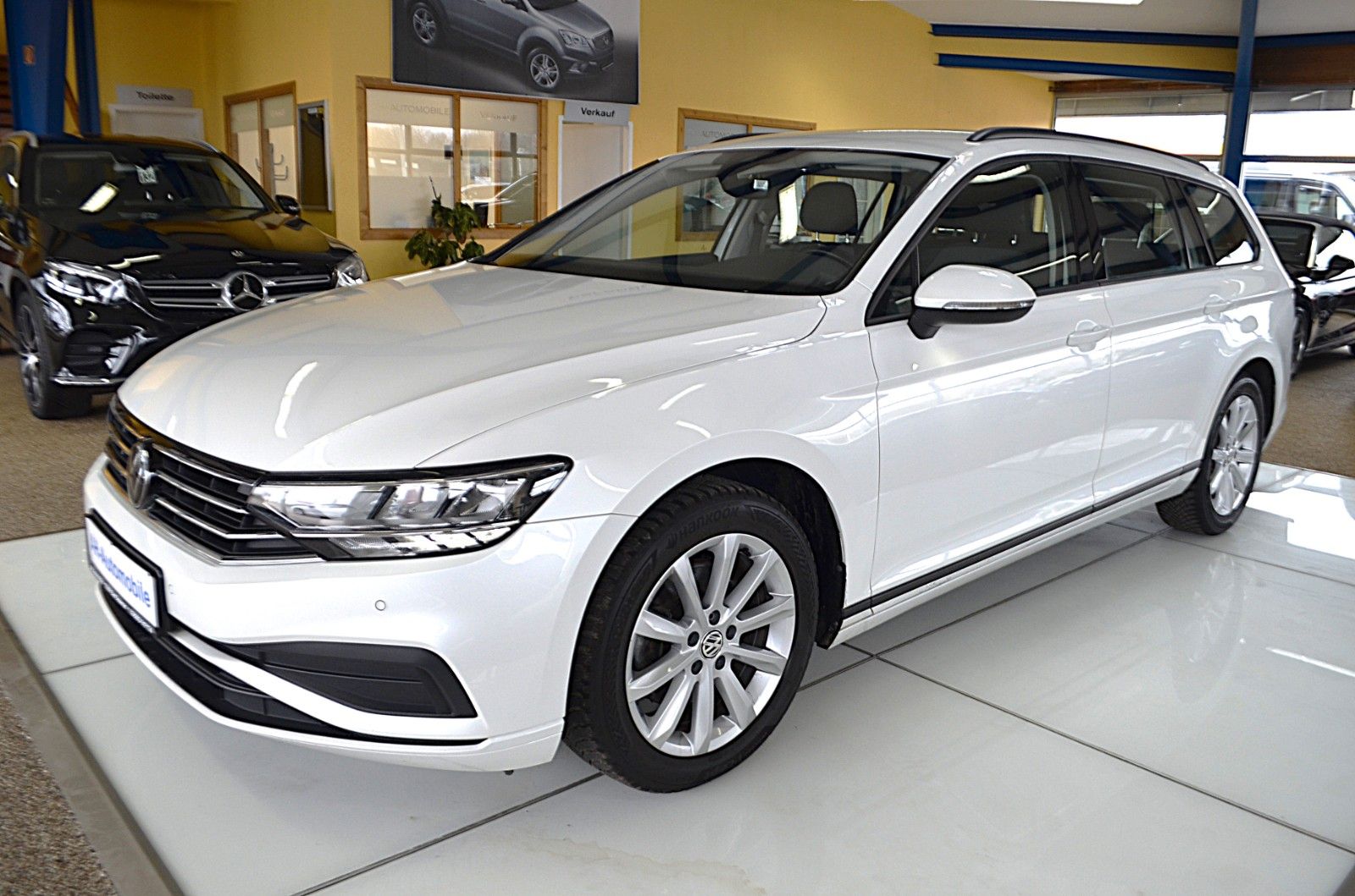 Volkswagen Passat Variant Basis AUTOMATIK NAVI R-KAMERA foto 1