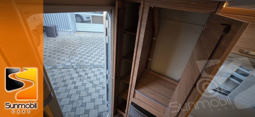 Fahrzeugabbildung Weinsberg CaraOne 420 QD 1.350 kg Ambientebeleuchtung