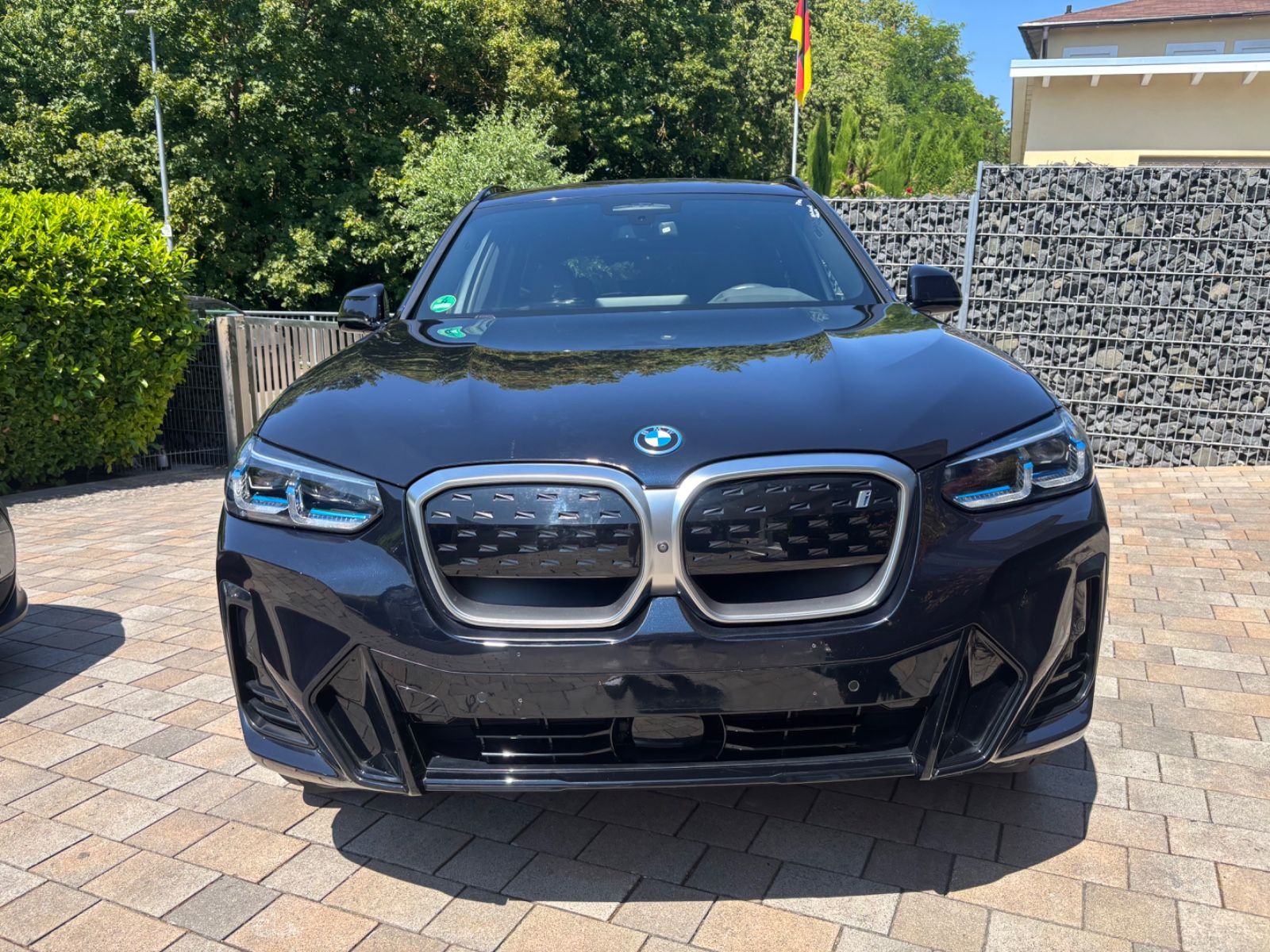 BMW iX3 Leder Pano HUD Laser H/K 20 360 ACC Ufre 1Hd imagem 2