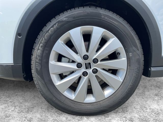 Fahrzeugabbildung SEAT Arona 1.0 TSI Road Edition KLIMA LED NAVI LEDER