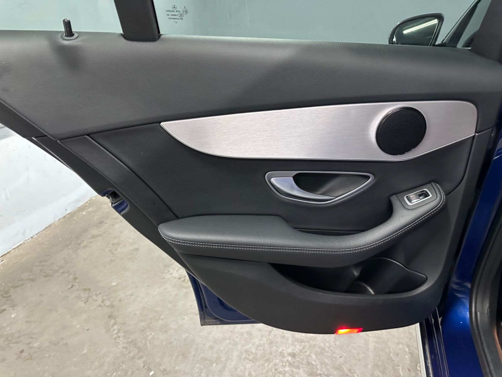 Fahrzeugabbildung Mercedes-Benz C 300 de T Autom.*AVANTGARDE*DISTRO*SPUR*PANO*