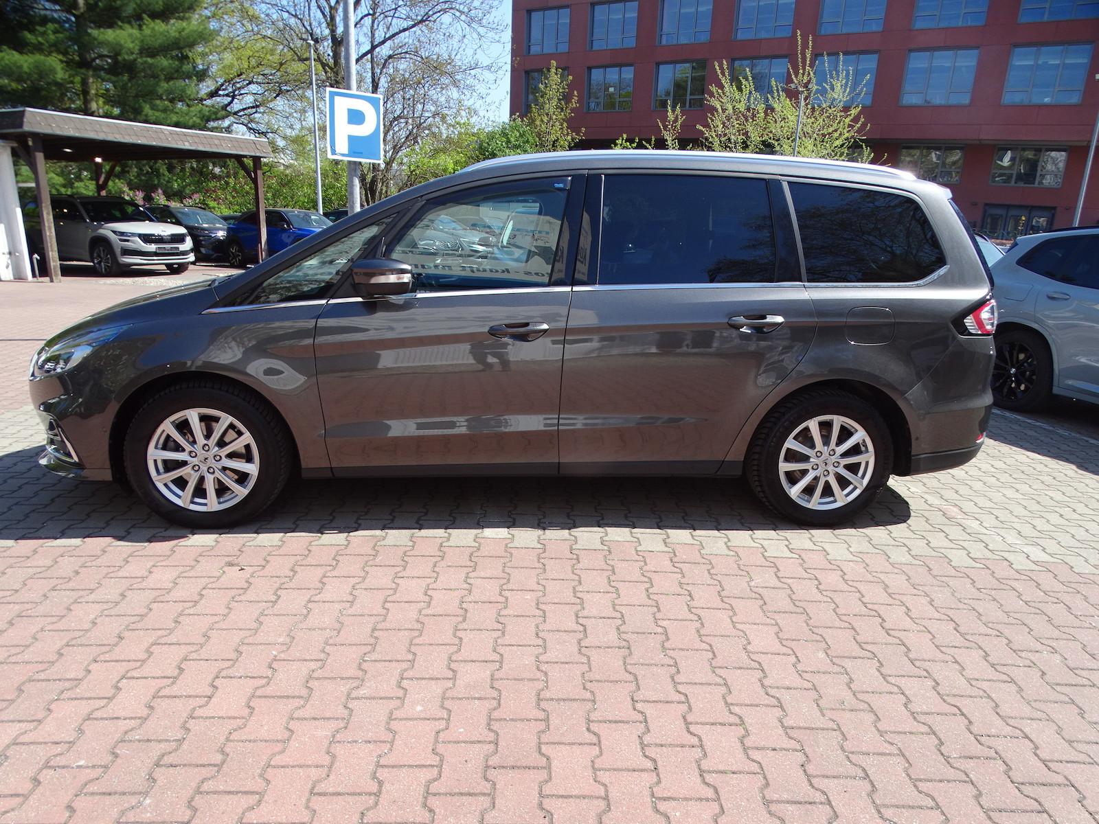 Ford Galaxy 2.0 TitaniumECO BLUE