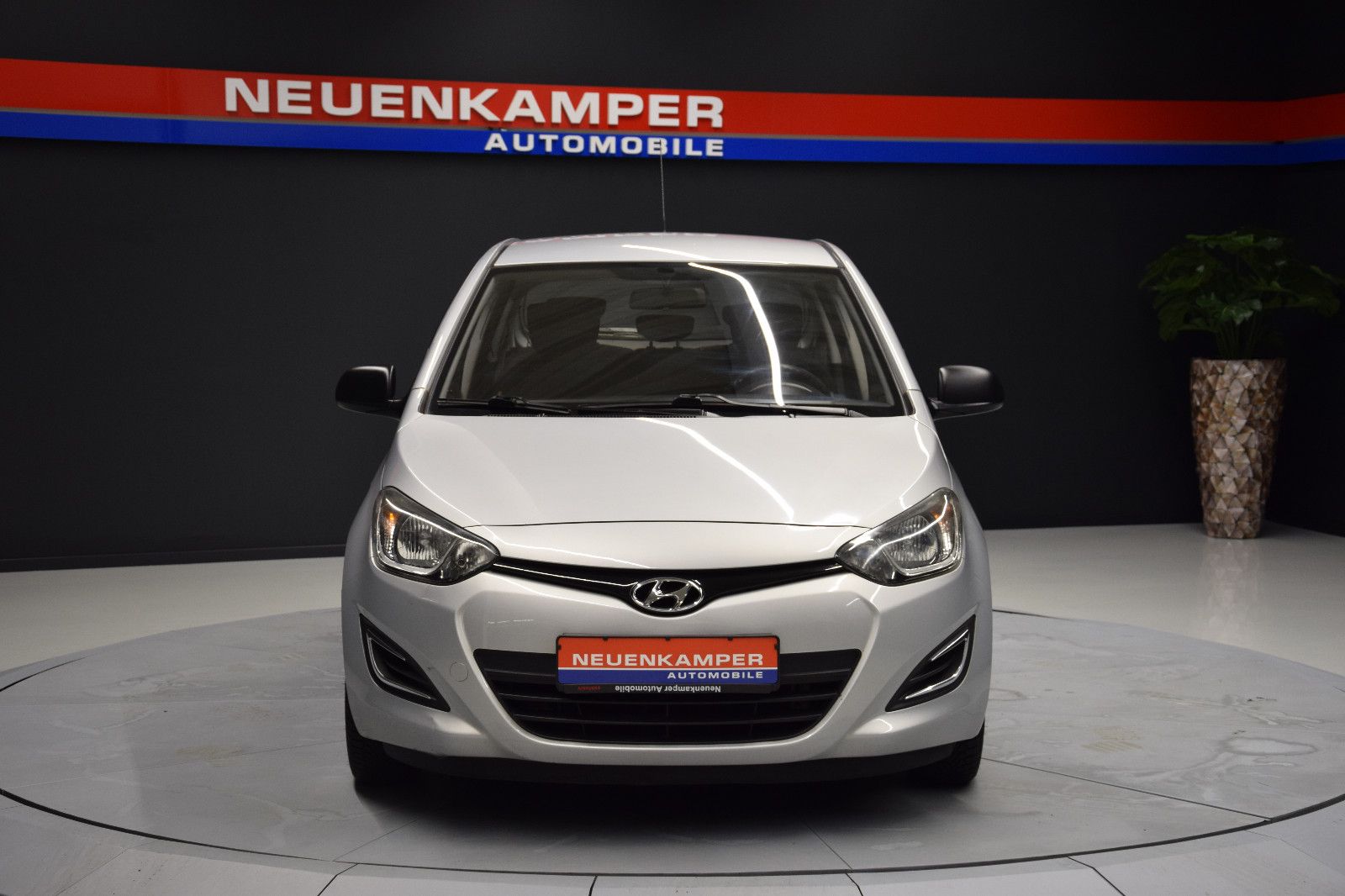 Fahrzeugabbildung Hyundai i20 Edition-Paket Silver Klima 4-Tür el.Fenster