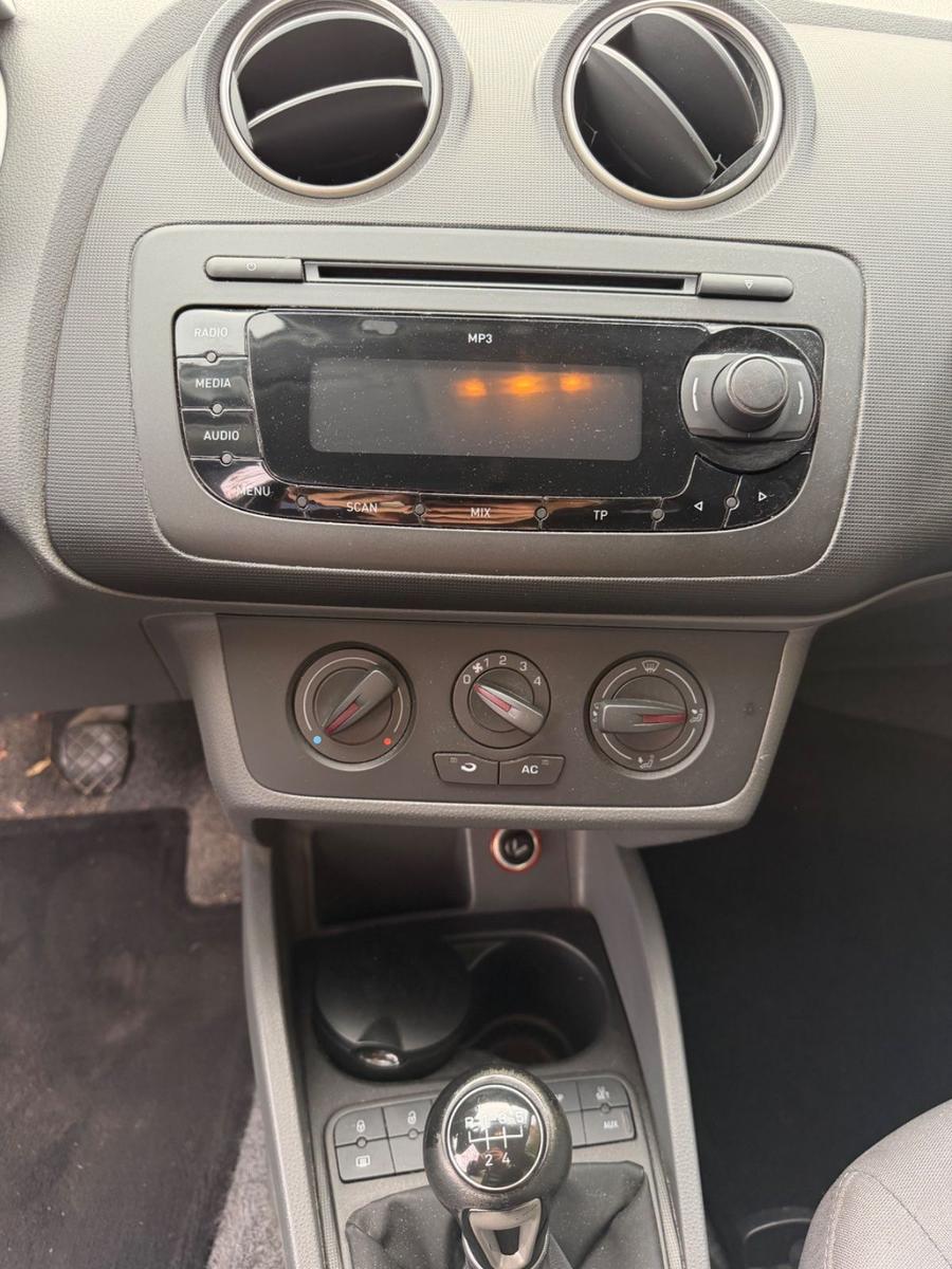 Seat Ibiza 2010 — photo 9